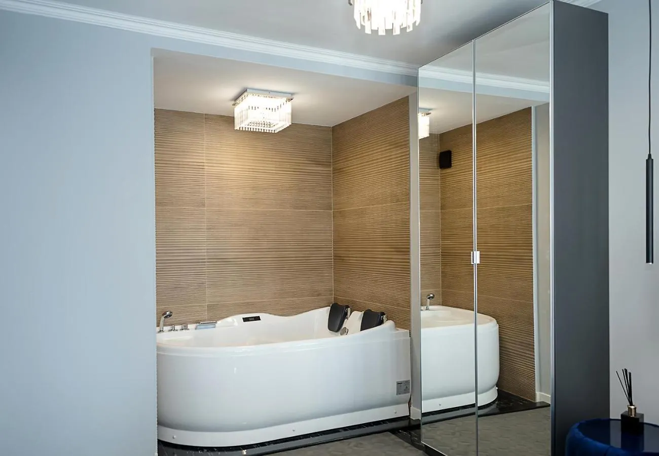 Royal View - Luxury 2Br Apartment With Sea Panorama By Flat Manаger 바르나